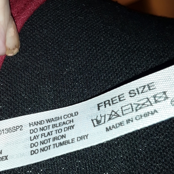 RED SOFRA SPORTS BRA - Picture 4 of 6